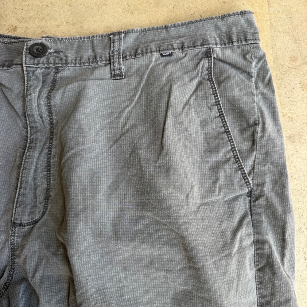 Vans Chino Shorts Mens 38 Gray Plaid Cotton Casual Skater Streetwear Everyday - Picture 10 of 12